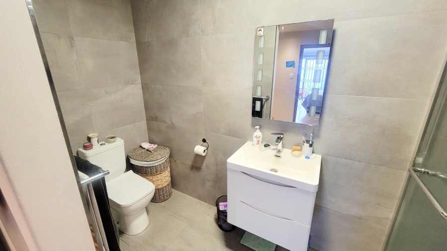 3 Bedroom Property for Sale in Strandfontein Western Cape